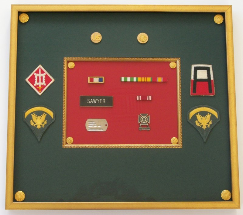 Shadow box for Army ensignia